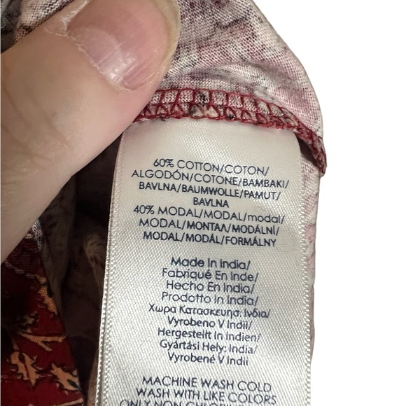 🆕 A pretty top by Chaps in size medium - Picture 5 of 7